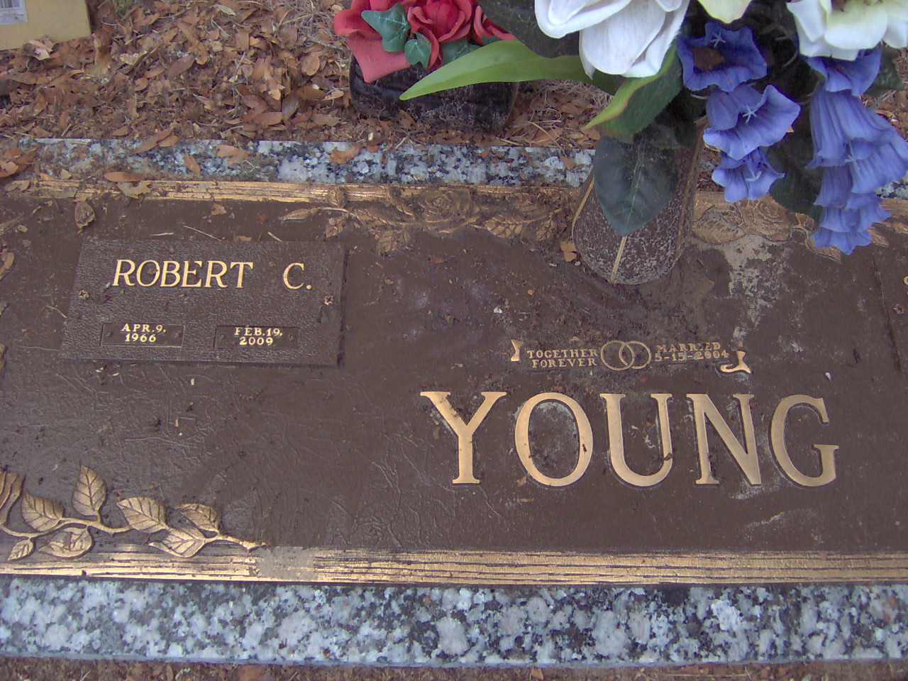 Headstone for Young, Robert C.